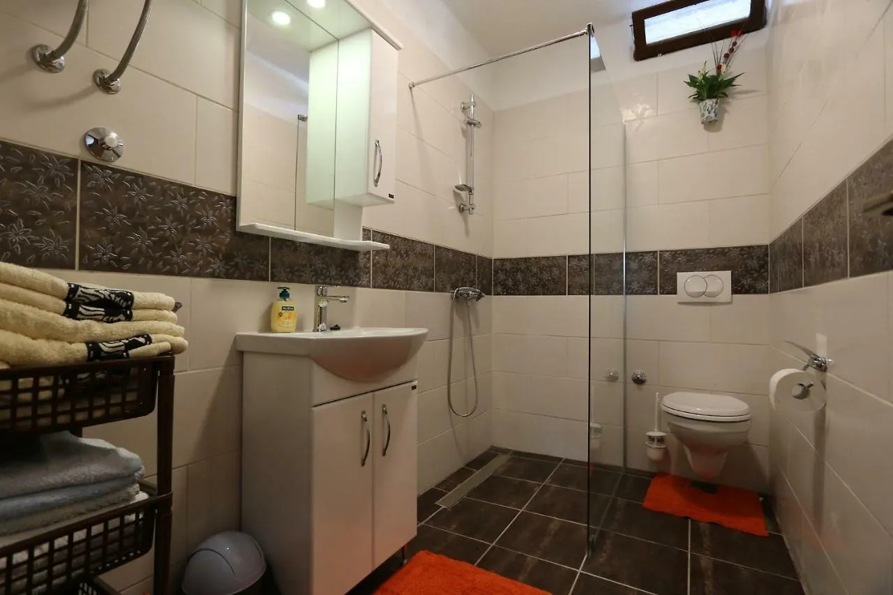 Apartment In Silo/Insel Krk 13554