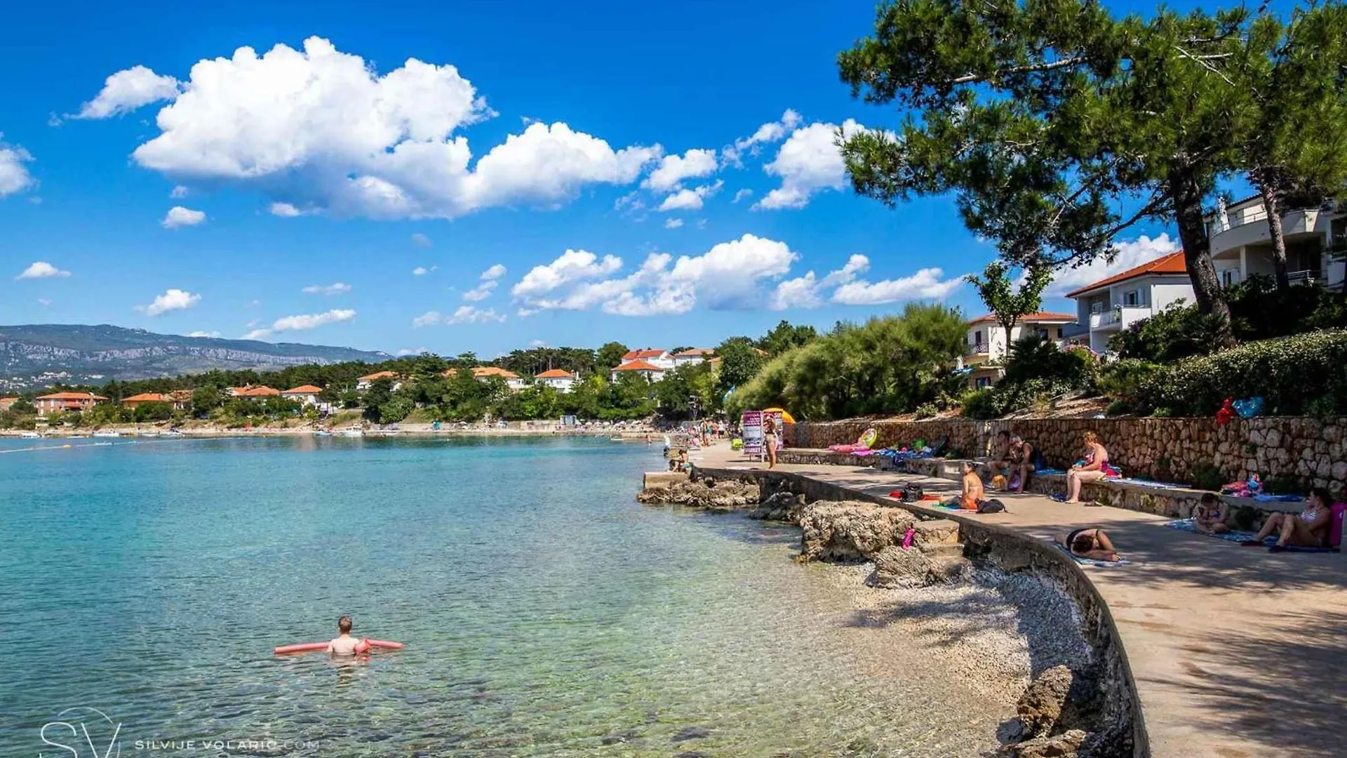 Apartment In Silo/Insel Krk 13554